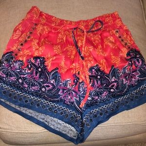 Free people shorts with adjustable waist!